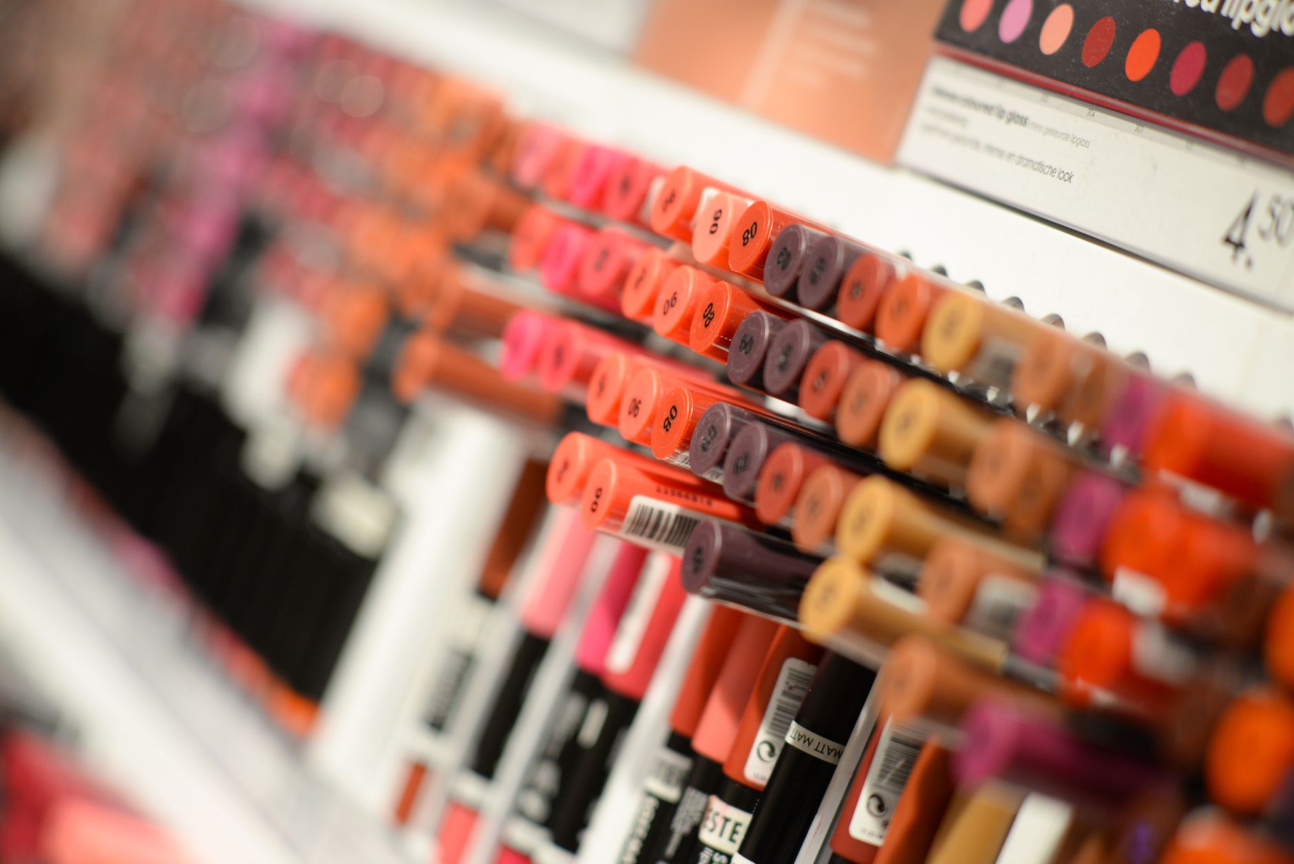 Produits de beauté en gros : dates, hygiène et conformité